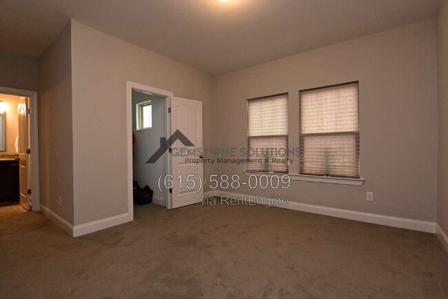 Building Photo - 1028 Fenner Ln