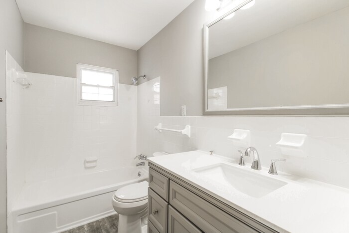 Building Photo - 3514 Concord Dr