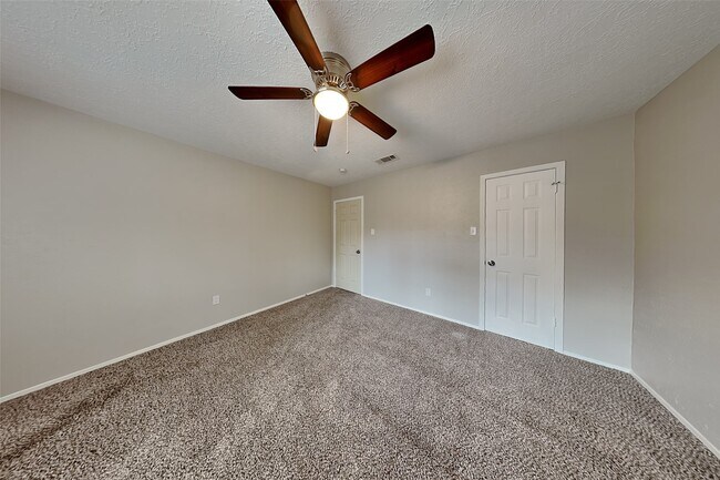 Building Photo - 9906 Dornoch Dr