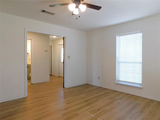 Building Photo - 10971 Lake Crest Dr