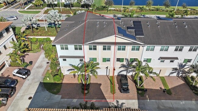 Building Photo - 12959 Alton Rd