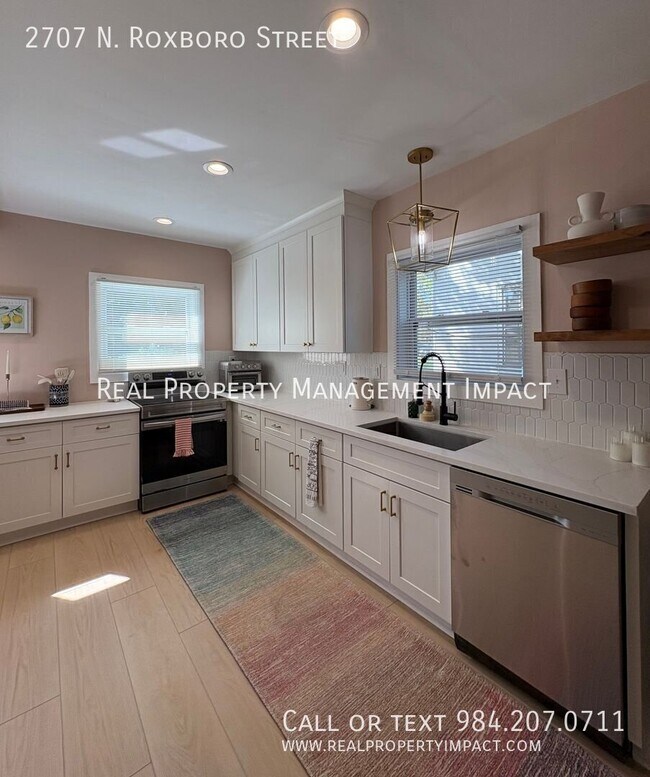 Building Photo - 2707 N Roxboro St