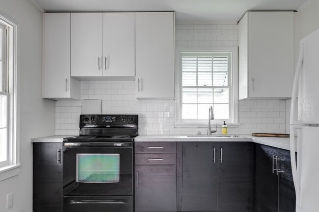 Building Photo - Cozy, Two Bedroom Home in Midlothian Avail...