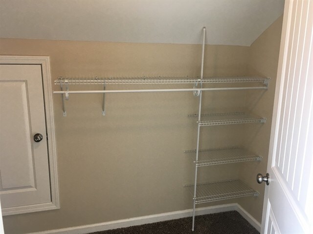 Building Photo - 1389 Castleoak Dr