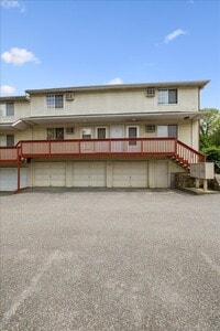 Building Photo - 114 Bucks Hl Rd