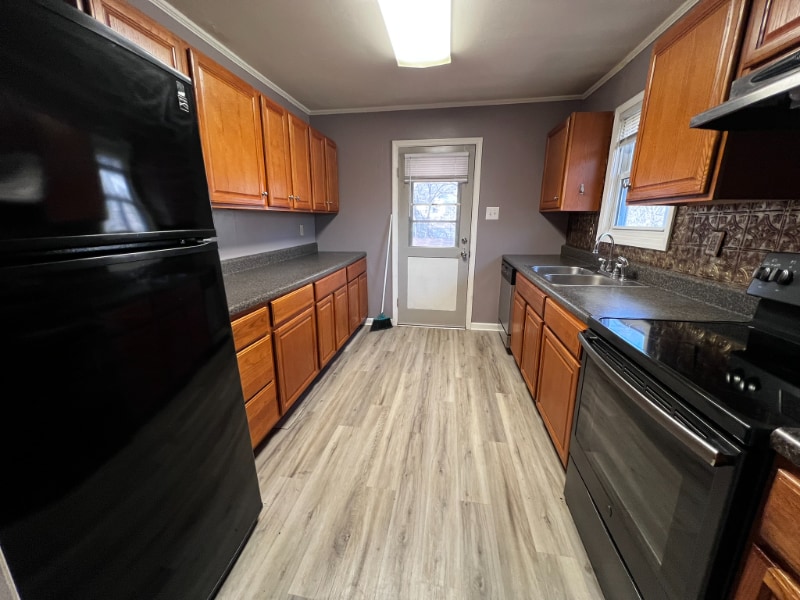 Building Photo - 157 N Redtown Rd