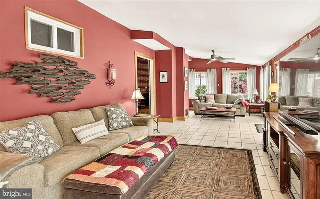 Building Photo - 7203 Peekskill Dr