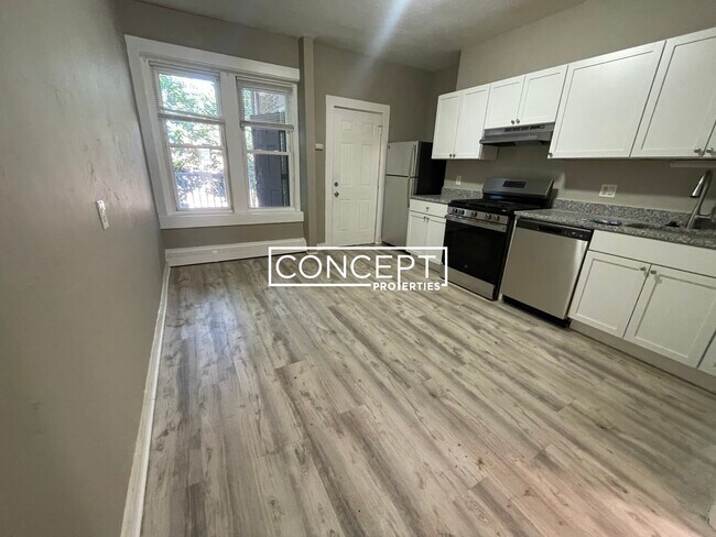 Building Photo - 270 Bowdoin St