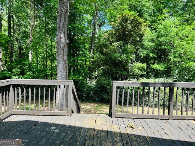 Building Photo - 2289 Roscoe Rd