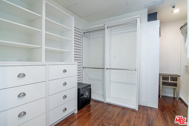Building Photo - 9530 Moonridge Terrace Pl