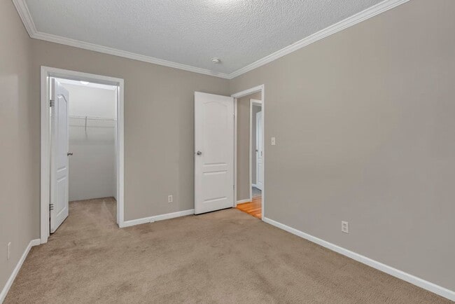 Building Photo - 3 Bed/2 Bath House in West Jefferson!