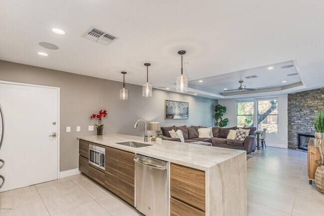 Building Photo - 19777-19776 N 76th St