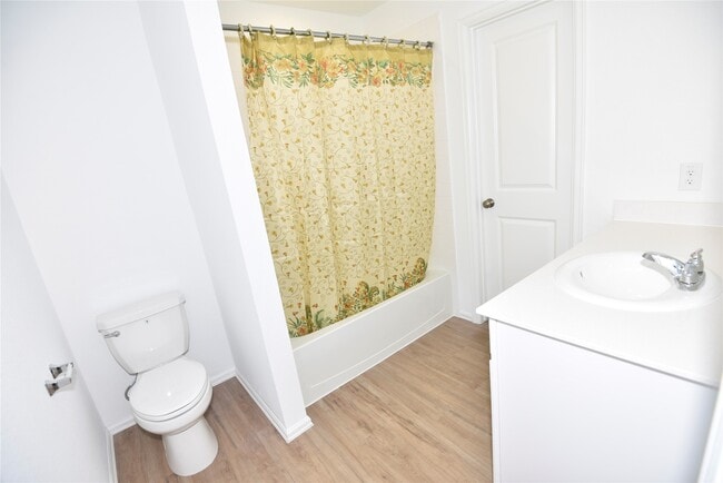 Building Photo - 10930 Bright Beacon Dr