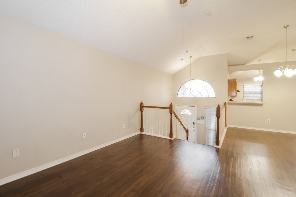 Building Photo - 1345 Jasmine Dr