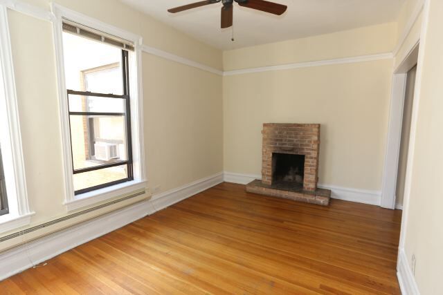 Building Photo - 1223 N Dearborn