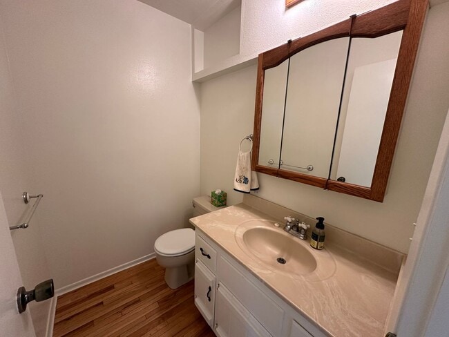 Building Photo - Gorgeous Multilevel 4 Bedroom 2.5 Bathroom Home on Acreage