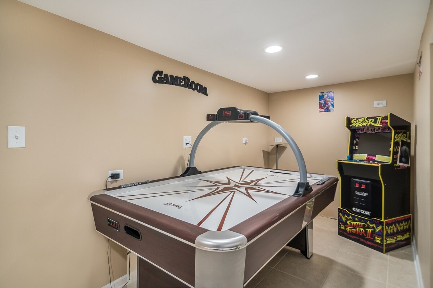 Building Photo - 16 W Edward St