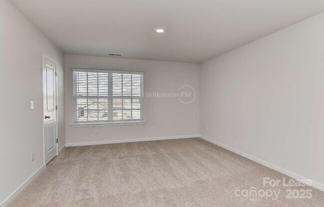 Building Photo - 149 Parker Claire Ln