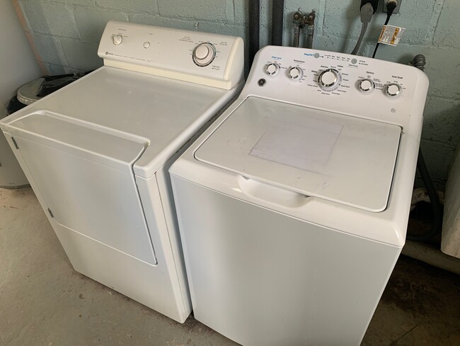 WASHER AND DRYER - 38 Millbrook Stillwater Rd