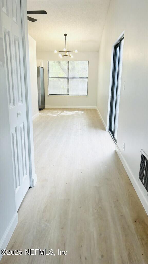 Building Photo - 10652 Meadowlea Dr
