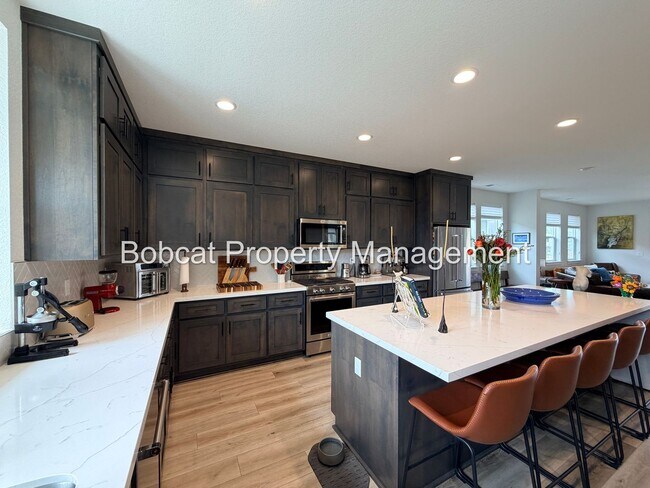 Building Photo - 1128 Grove St