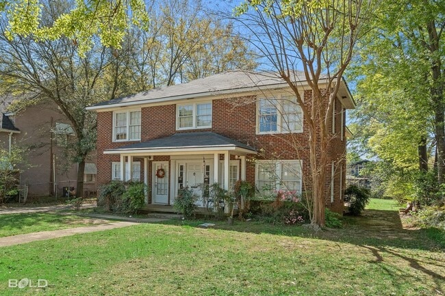 Building Photo - 335 Boulevard-