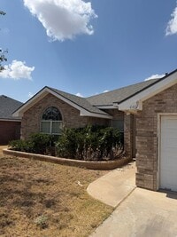 Building Photo - 4407 Trevino St