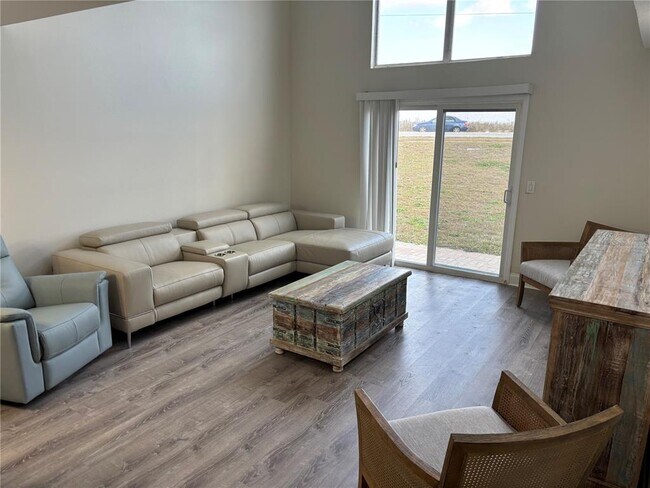 Building Photo - 3074 Ocean Shore Blvd