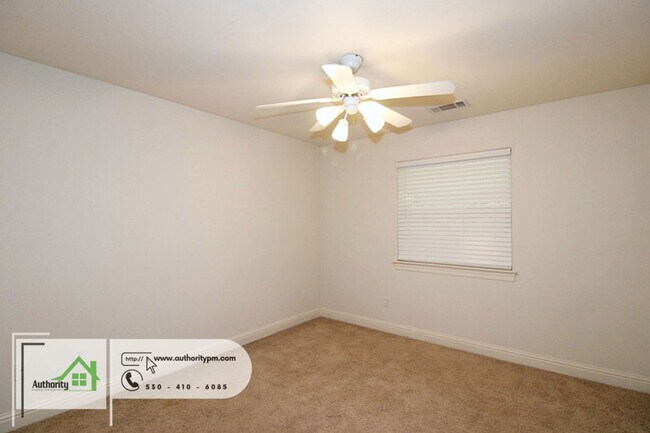 Building Photo - 3377 Heritagetown Dr