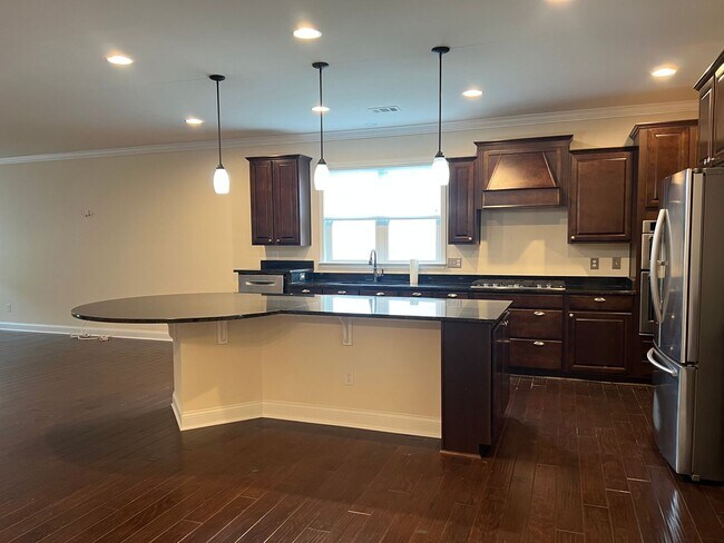 Building Photo - Private Stunning Views from this Beautiful...