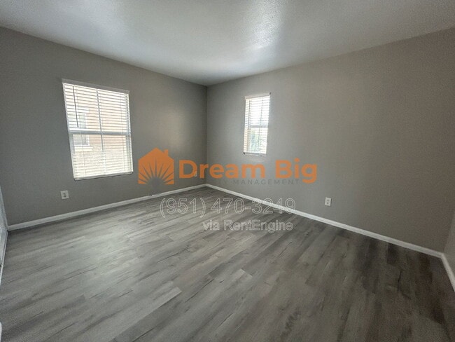 Building Photo - 3857 Akina Ave