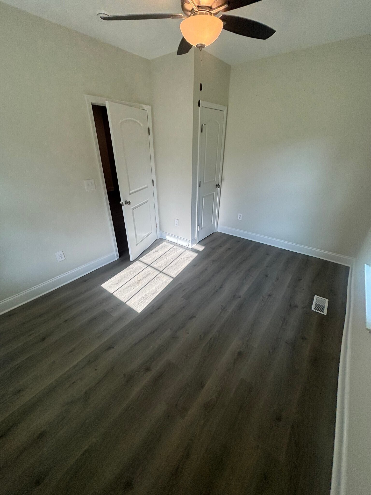 Building Photo - 1364 Bald Hill Loop