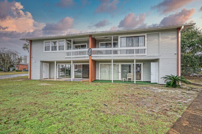 Building Photo - 4000 Gulf Terrace Dr