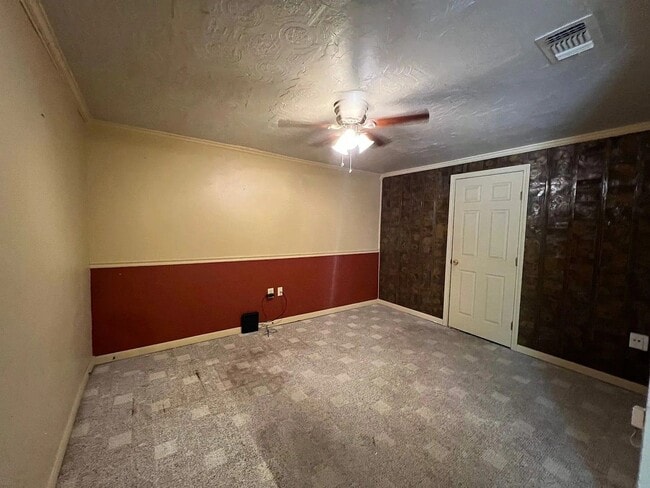 Building Photo - Tech Terrace 2/1 Pre-Lease