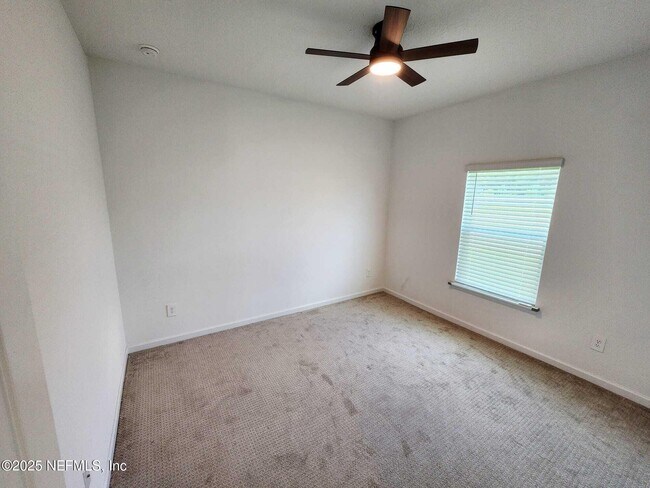 Building Photo - 577 Archstone Wy
