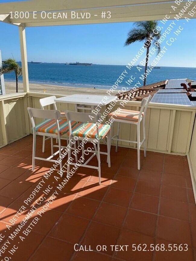 Building Photo - Historic FULLY FURNISHED Mid-Century Moder...