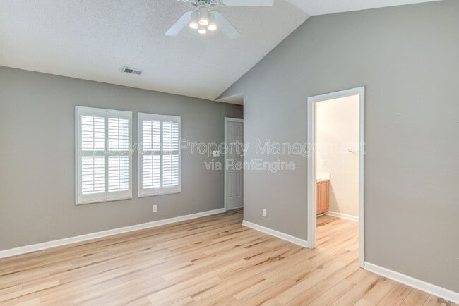Building Photo - 103 Unaka Ct