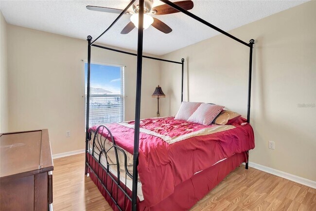 Building Photo - 16012 Lanesboro Ct