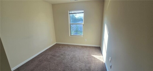 Building Photo - 5831 Taka Ln