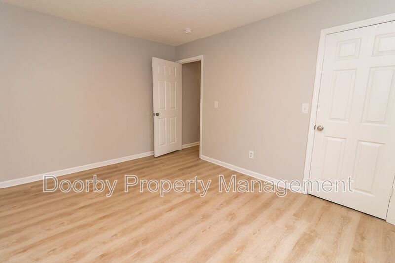 Building Photo - 1603 Bradt St