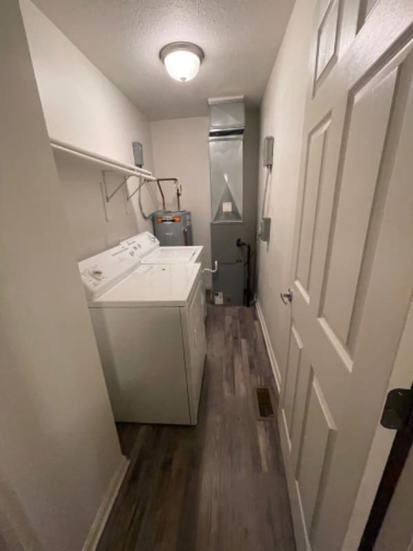 Building Photo - 505 S Urbana Ave