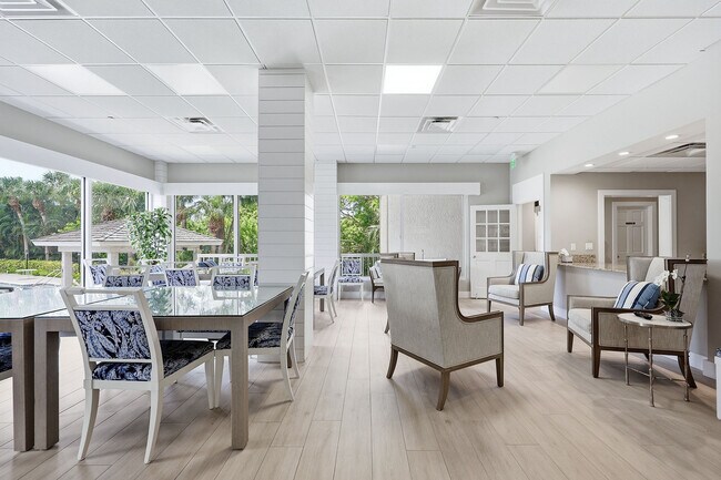 Building Photo - 5501 Heron Point Dr
