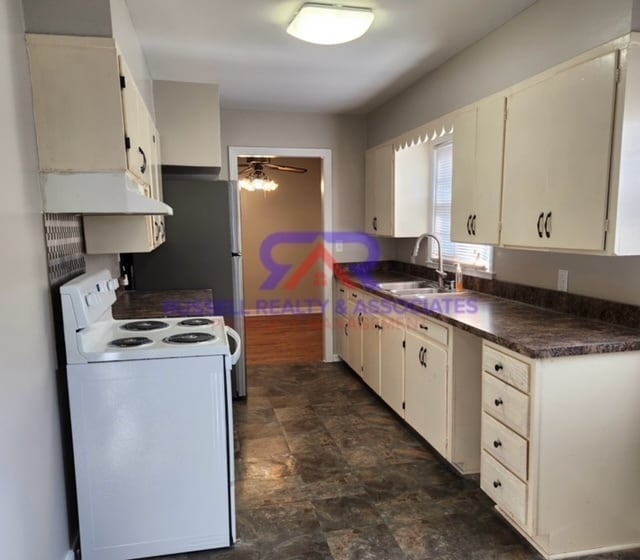 Building Photo - Cute, 3 Bedroom Eastlake Home