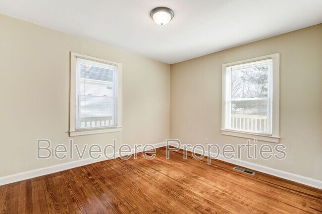 Building Photo - 709 Langford Ave