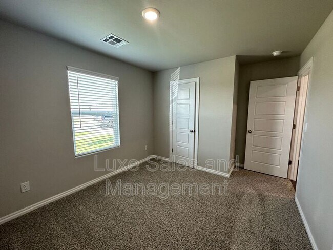 Building Photo - 12517 NW 139th St