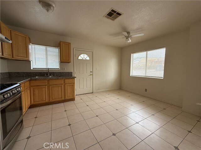 Building Photo - 7952 La Merced Rd