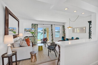 Building Photo - 2908 Bayshore Dr