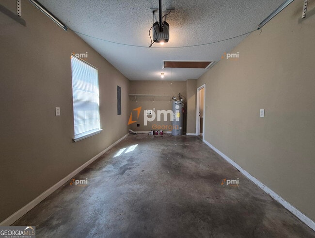 Building Photo - 342 Orchard Way