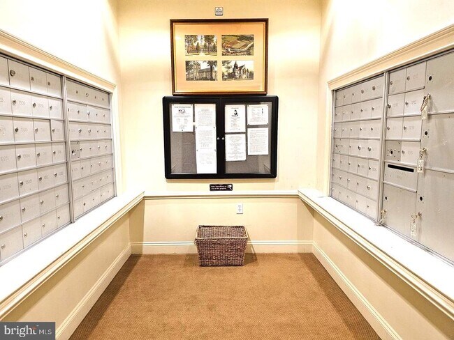 Building Photo - 1309 Colts Cir