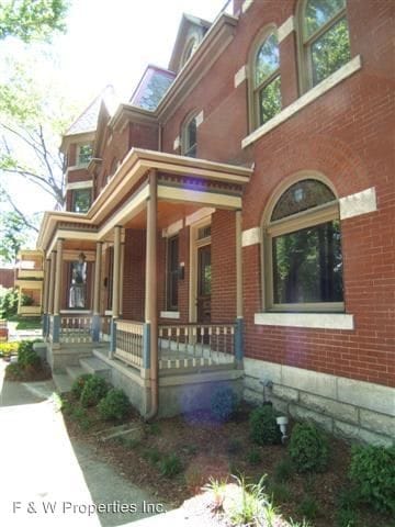 Building Photo - 1055-1057 Neil Ave